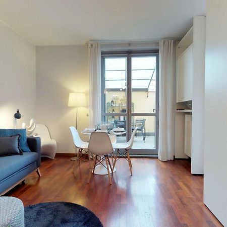 Design Apartment Near Duomo Square Milano Eksteriør billede