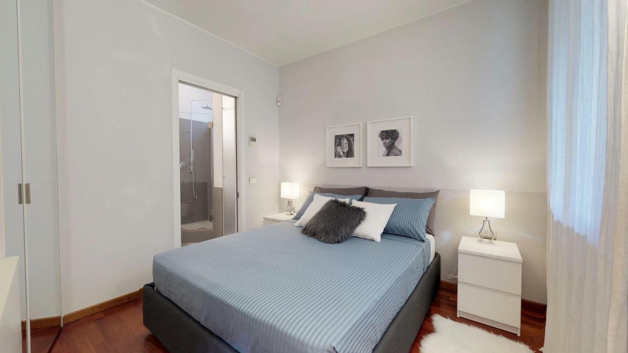 Design Apartment Near Duomo Square Milano Eksteriør billede